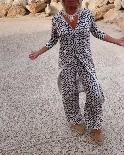 Anne™ | Vintage Printed Set with Lapels and Buttons