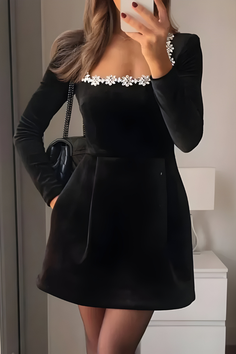 Noelle™ | Classic Velvet Cocktail Dress