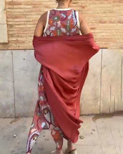 Bella™ | Two-Piece Set with Urban-Style Print