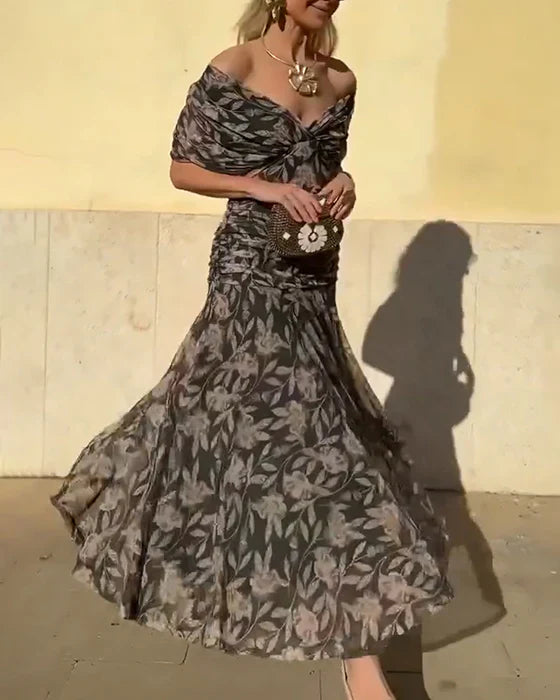 Julieta™ | Elegant Dress with V-Neck and Off-Shoulder Design