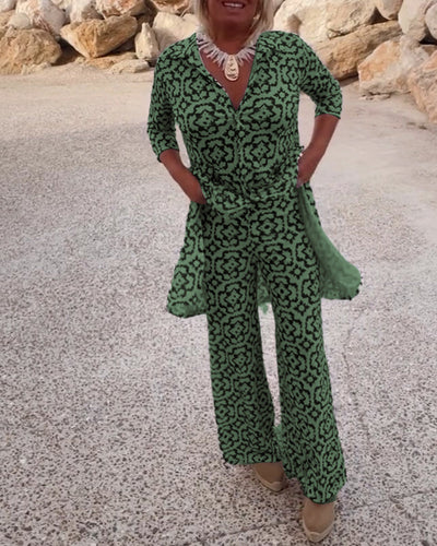 Anne™ - Vintage Printed Set with Lapels and Buttons