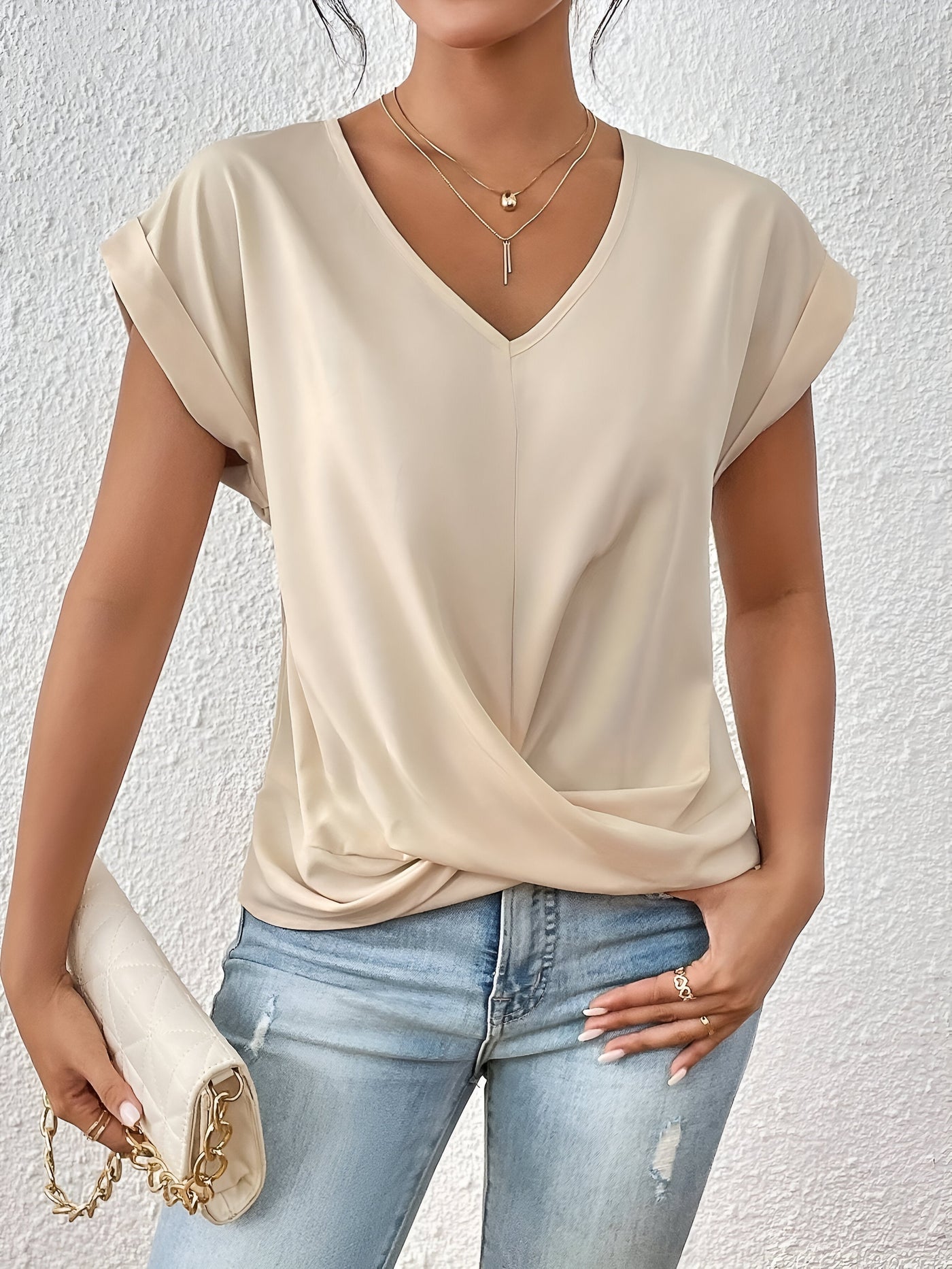 Novera™ | Casual T-Shirt with Sweetheart Neckline