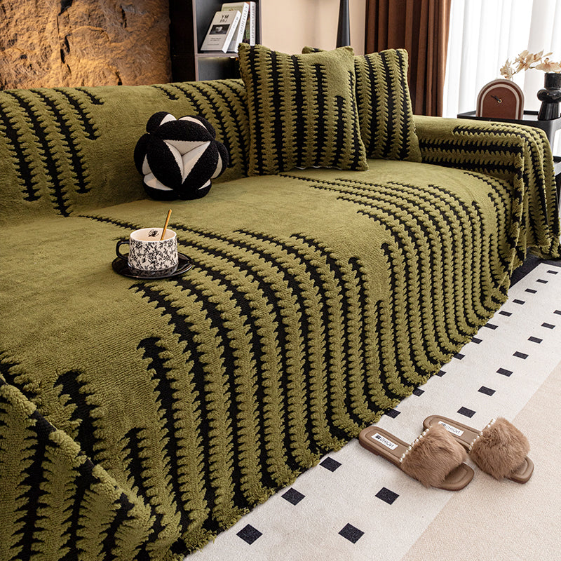 Thick, Non-Slip Sofa Blanket for Cozy Autumn and Winter Days