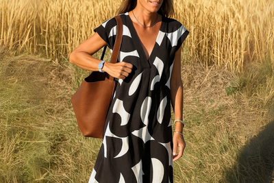 Valérie™ | Airy Dress with V-Neckline