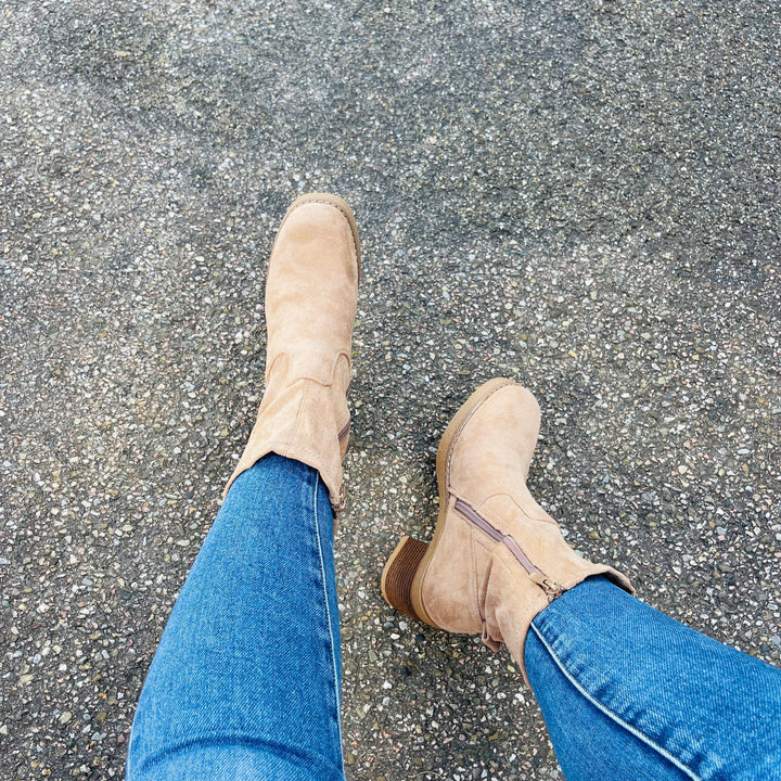 Cherry™ | Stylish Khaki Suede Boots