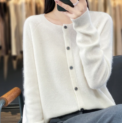 VIVIENNE I WARM COZY KNIT CARDIGAN
