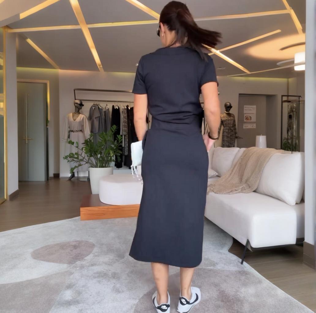 Noa™ | Stylish V-Neck Top & Skirt