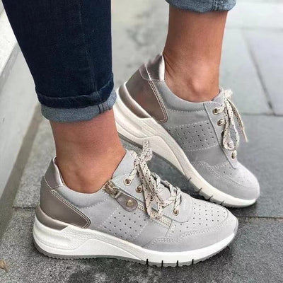 Kivia | Orthopaedic Sneakers