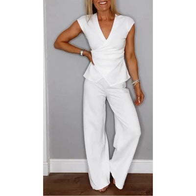 Palmira™| Complete Elegant Set with V-Neck Top & Wide-Leg Pants